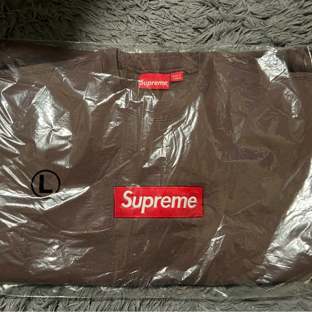 Supreme Box Logo Crewneck (FW22) - Large